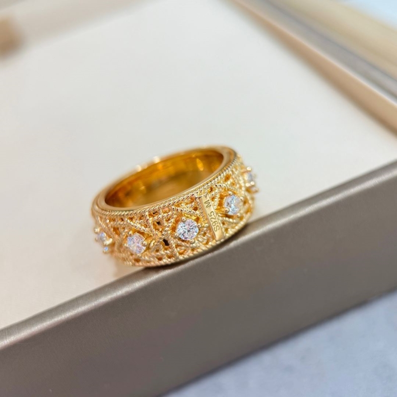 chr1st1an D10r rings